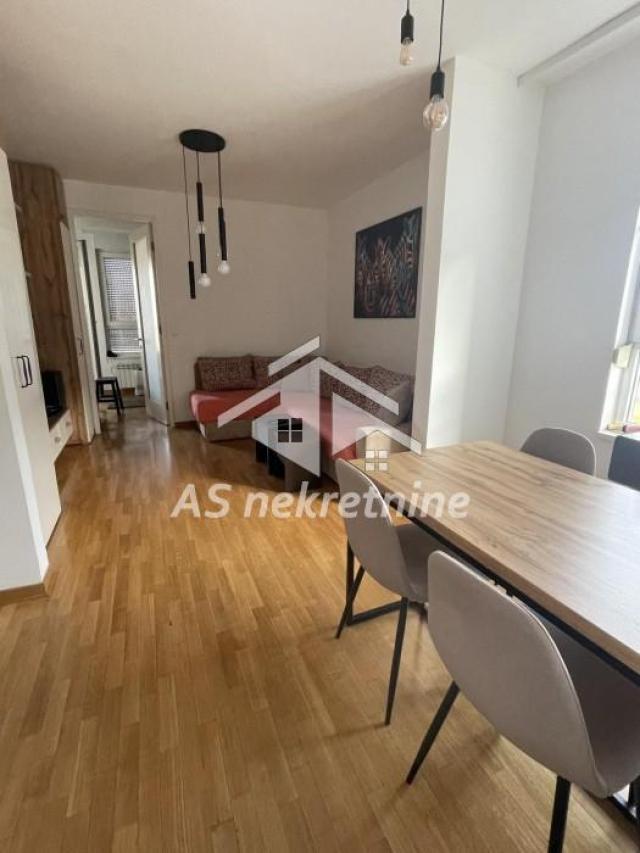 Fotografija stana 7 od 32