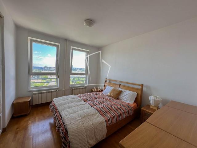 Fotografija stana 21 od 26
