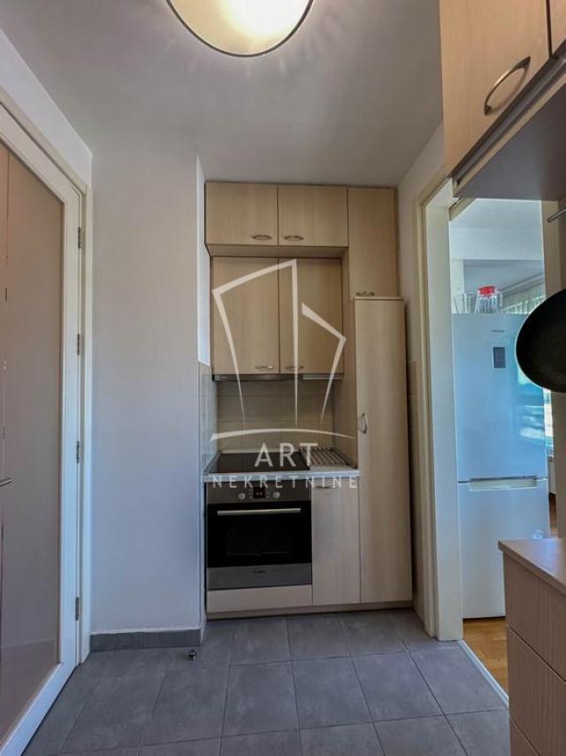 Fotografija stana 9 od 26