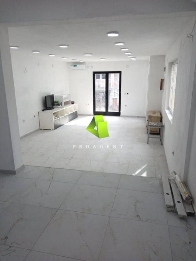 Fotografija stana 3 od 34