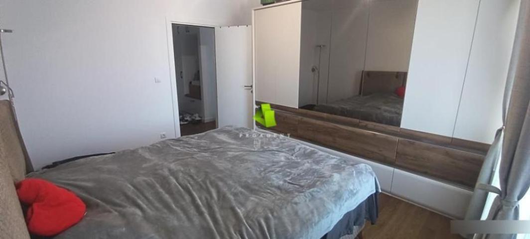 Fotografija stana 7 od 14