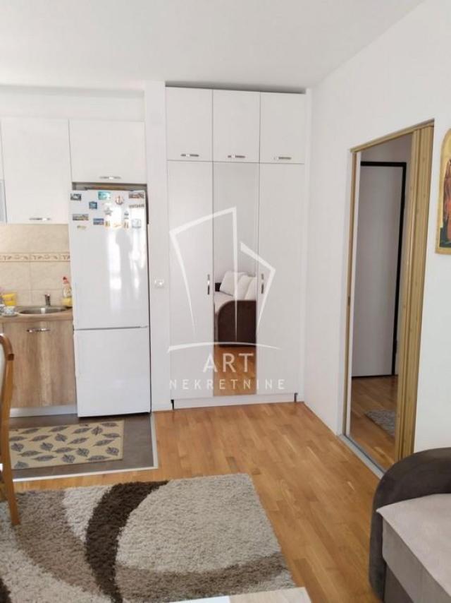 Fotografija stana 5 od 18