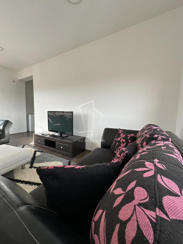 Fotografija stana 1 od 22