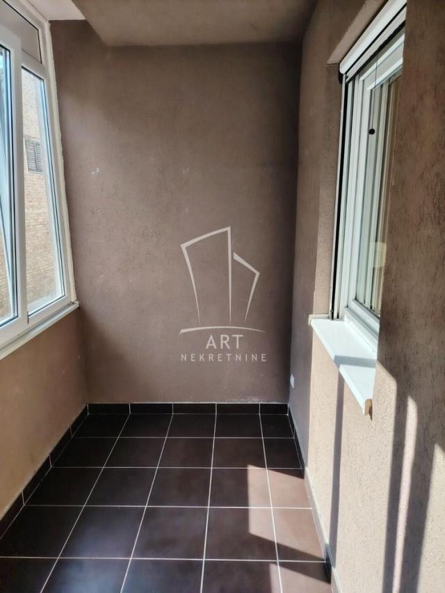Fotografija stana 25 od 26