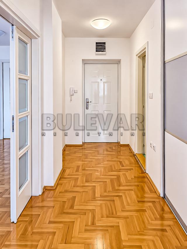 Fotografija stana 9 od 14