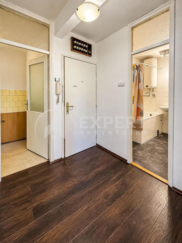 Fotografija stana 1 od 14