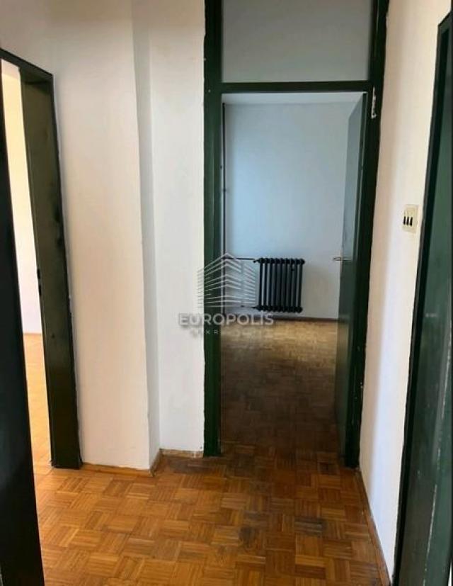 Fotografija stana 19 od 34