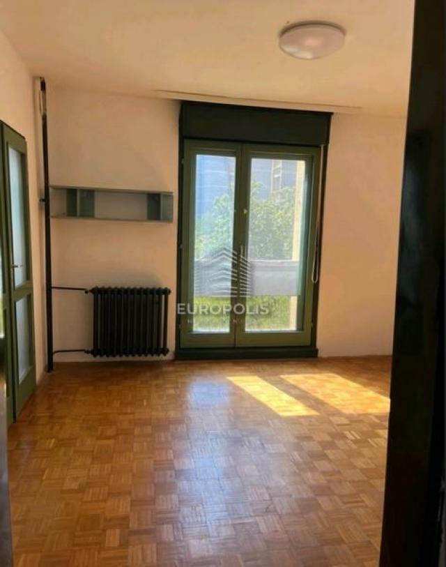 Fotografija stana 3 od 34