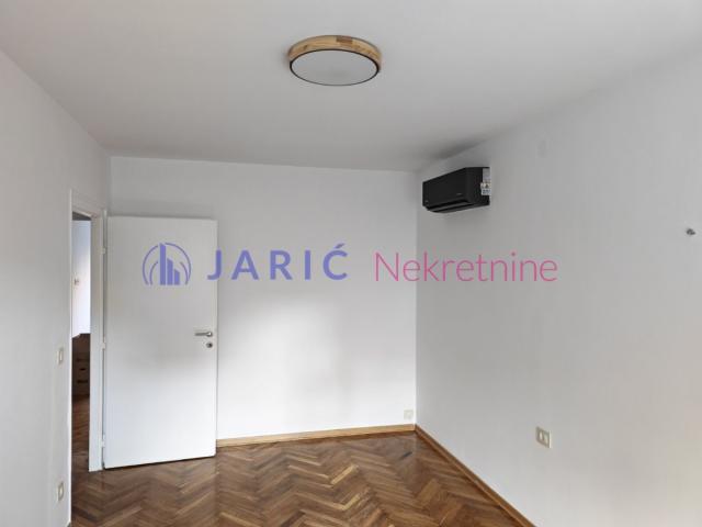 Fotografija stana 1 od 18