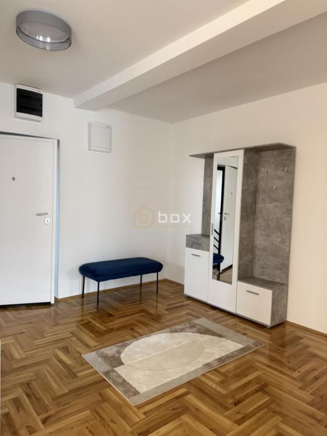 Fotografija stana 13 od 32