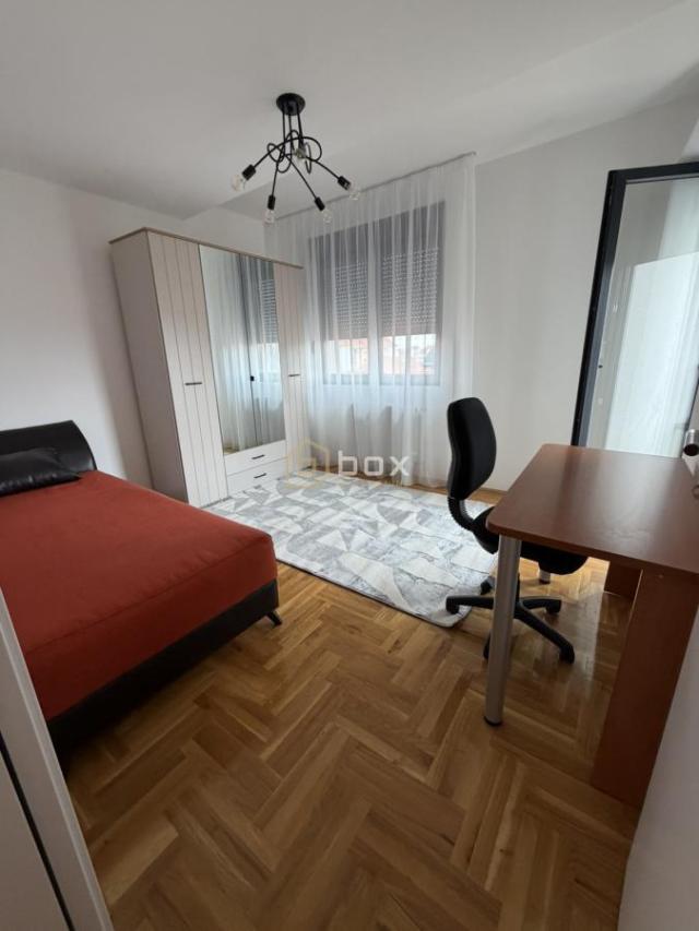 Fotografija stana 21 od 32