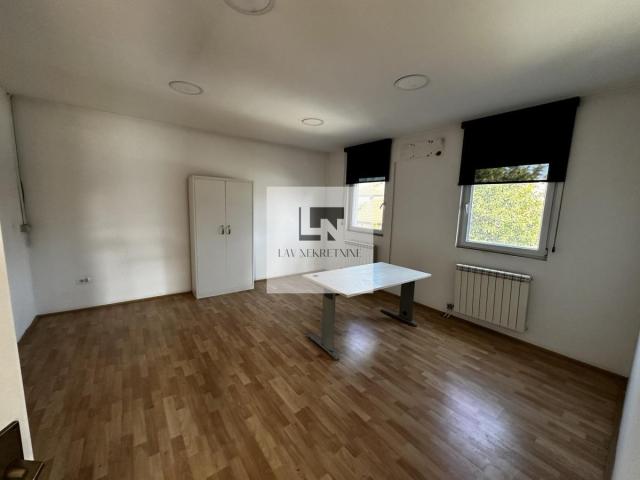 Fotografija stana 3 od 18