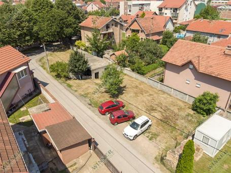 Prodaja Plac Zemun Altina 6 ari građevinsko zemljiste ID#1318