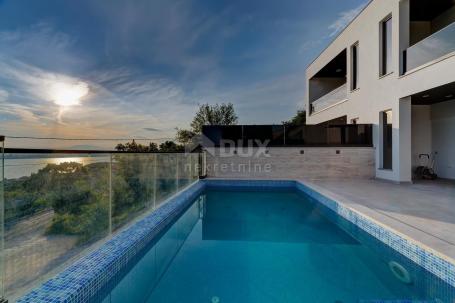 CRIKVENICA - Villa mit Pool und Panoramablick auf das Meer