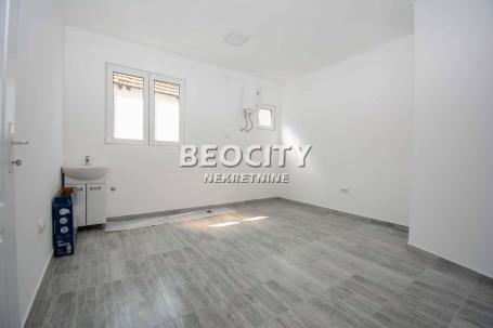 Čukarica, Sremčica, Beogradska, 1. 5, 60m2, 650EUR