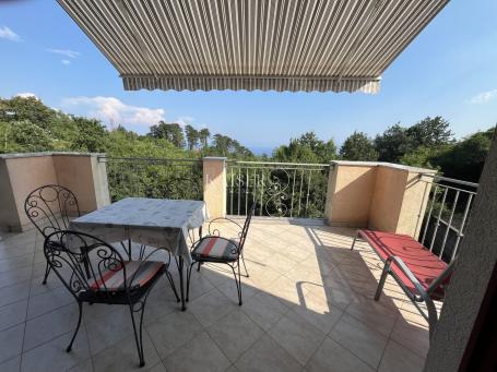 Opatija, Veprinac - House with two apartments 400 m2 with sea view