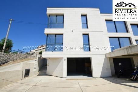 Semi-detached house with stunning view in Herceg Novi area Topla 3