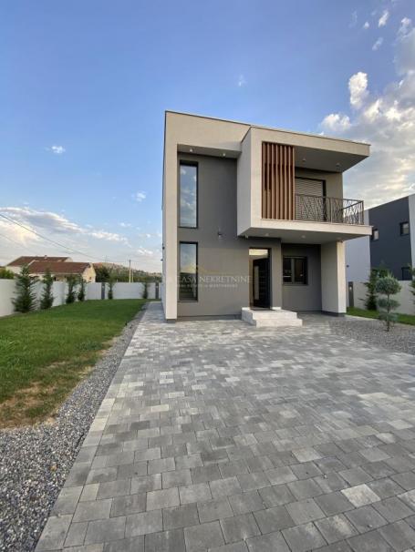 Lux namjestena i neuseljavana kuca 130m2, Izdavanje, Podgorica