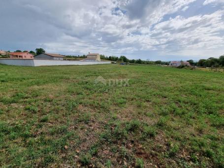 ISTRIA, BARBAN - Complex of building plots with submitted request for the construction of detached m