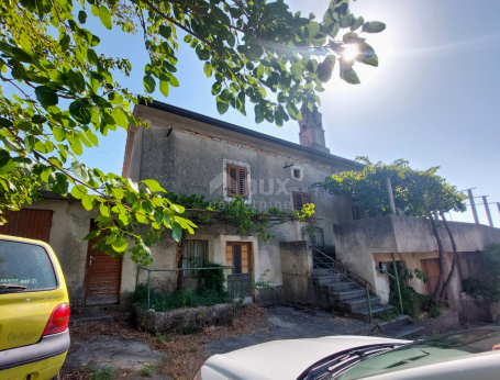 ISTRIEN, LABIN - Steinhaus in der Renovierungsphase mit Meerblick