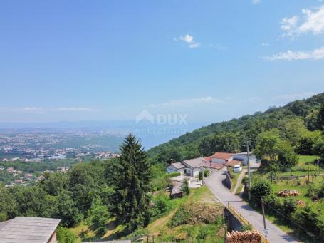 OPATIJA, RUKAVAC - building plot with legalized house, sea view, quiet location