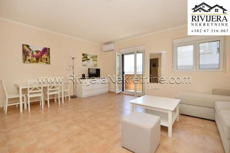 One bedroom flat with sea view Topla 2