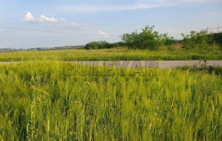 Beograd, Velika Moštanica (Čukarica)  –Poljoprivredno zemljište 10073 m2