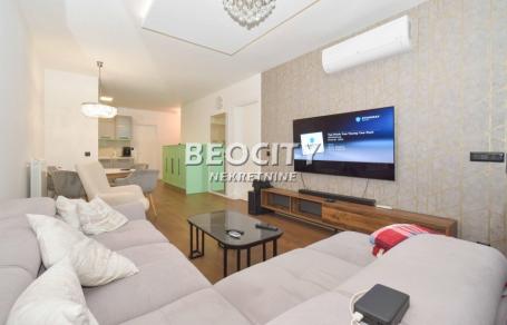 Voždovac, Autokomanda,  Ljube Nedića, 3. 0, 72m2, 267000EUR