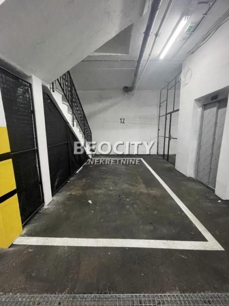 Voždovac, Lekino brdo, Pašmanska, 14m2, 200EUR