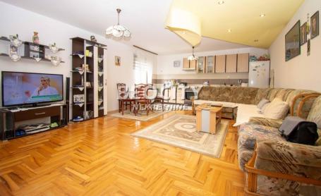 Čukarica, Železnik, Petra Drapšina, 4. 0, 220m2, 91500EUR