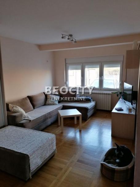 Zvezdara, Cvetanova ćuprija,  Stari vinogradi, 5. 0, 500m2, 300000EUR