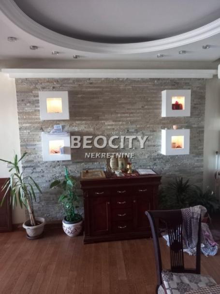 Vračar, Južni bulevar, , 6. 0, 158m2, 449500EUR