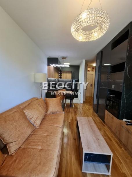 Zlatibor, Centar, Ace Pavlovića , 2. 0, 40m2, 89980EUR