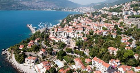 Herceg Novi, Topla, Njegoševa, 5a, 548400EUR