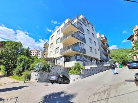 Flat Opatija, 138,75m2