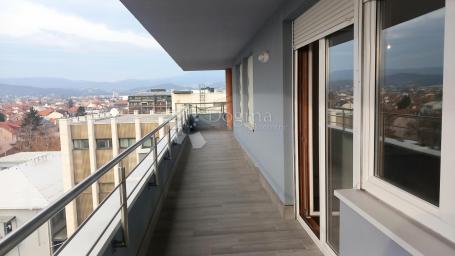 Flat Srednjaci, Trešnjevka - Jug, 160m2