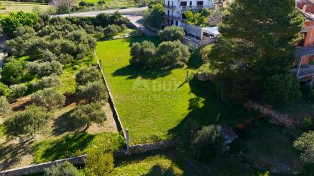 OTOK RAB, BARBAT - Građevinsko zemljište blizu mora