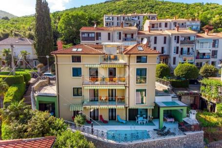 OPATIJA – eine exklusive Villa in attraktiver Lage mit phänomenalem Blick auf das Meer