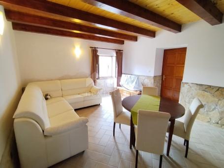 ISTRIA, LIŽNJAN - Renovated apartment in the center with a parking space!