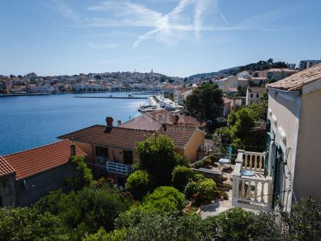 MALI LOŠINJ - Villa near the sea with its own mooring for boats