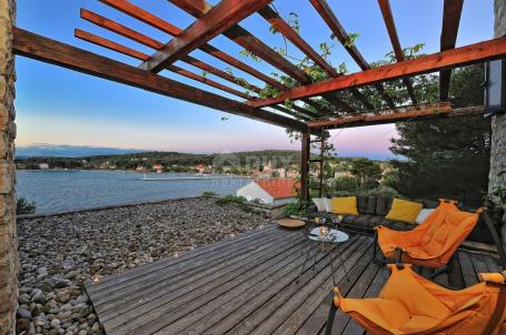 ŠIBENIK, ZLARIN - A unique villa with a beautiful view of the sea