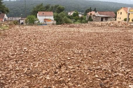 Hvar, Vrboska, lijepo građevinsko zemljište za gradnju kuće