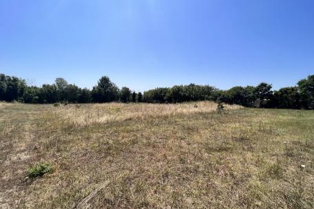 Istra, Radeki Polje - 794 m2 pravokutne građevinske parcele na mirnoj lokaciji