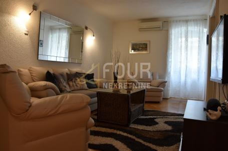 Flat Centar, Rijeka, 73,20m2