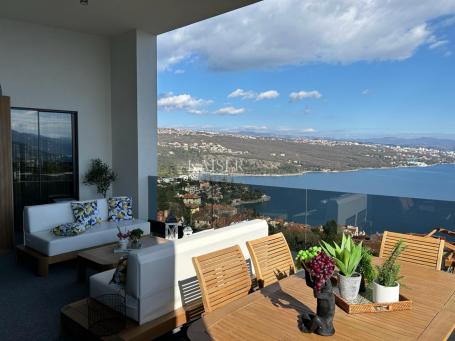 Opatija - Luxuriöses zweistöckiges Penthouse 264 m2 mit Meerblick