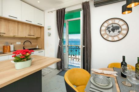 Opatija, Zentrum - Wohnung am Meer mit schöner Aussicht