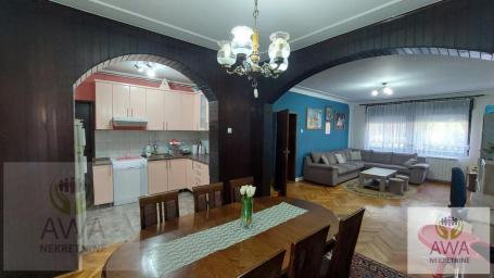 Kuća, Sombor, Crvenka, 176 m2, na placu od 362 m2