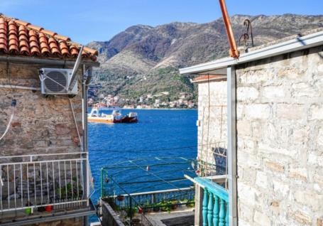 House for sale, Lepetane, Tivat