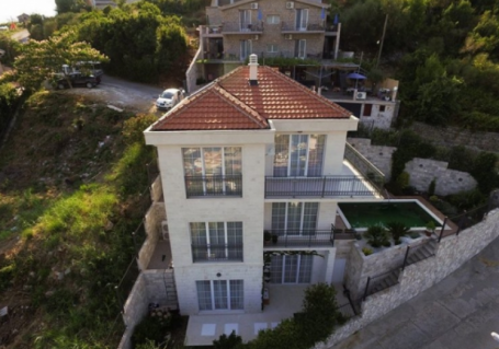 Luxury villa for sale in Vidikovac, Budva