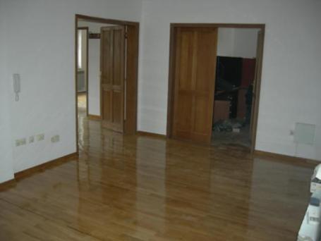 Izdavanje, Poslovni prostor, 170m2 , Centar